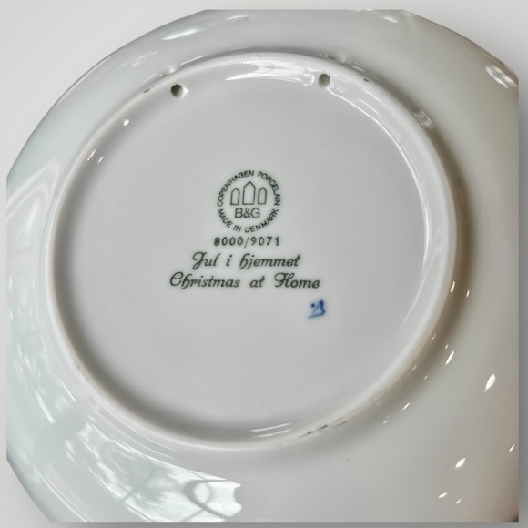 B&G Christmas At Home Plate 1971 Blue Collectible Porcelain Plate Denmark Used - Picture 6 of 16